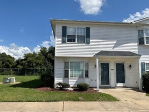 Building Photo - 3909 Sterling Pointe Dr
