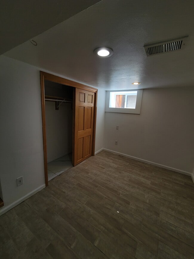 Building Photo - 2010 S Emerson St