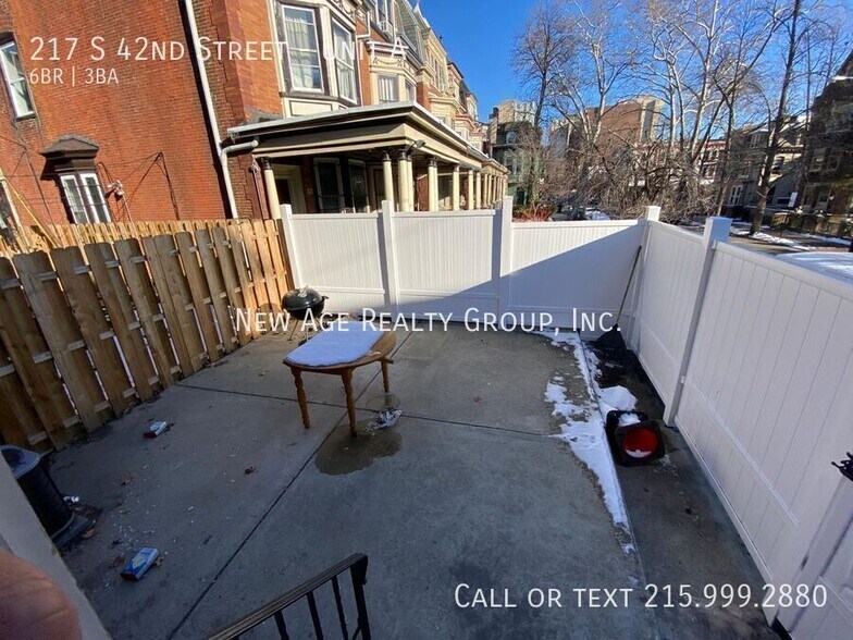 Building Photo - 217 S 42nd St