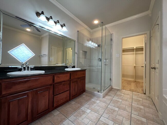 Building Photo - Resort-Style Island Living at Joya Del Mar!
