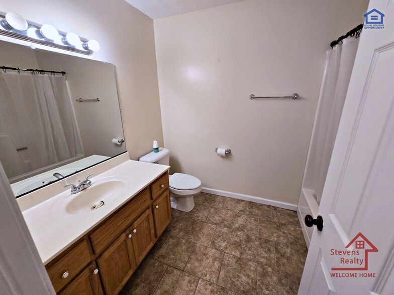 Building Photo - 54 Big Springs Cir