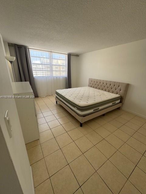 Building Photo - 1833 S Ocean Dr