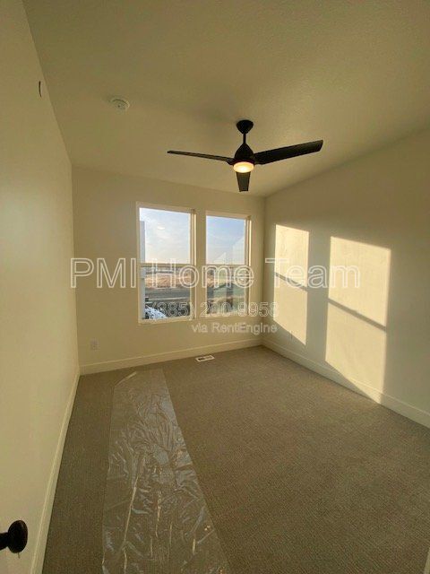 Building Photo - 1490 W Kason Ct