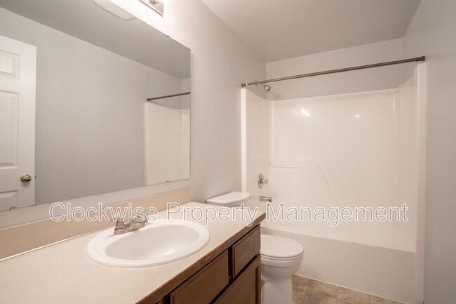 Building Photo - 5507 208th St Ct E