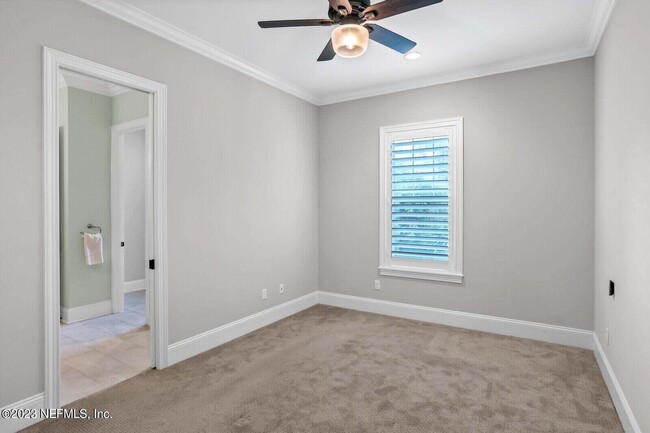 Building Photo - 168 Hickory Hill Dr