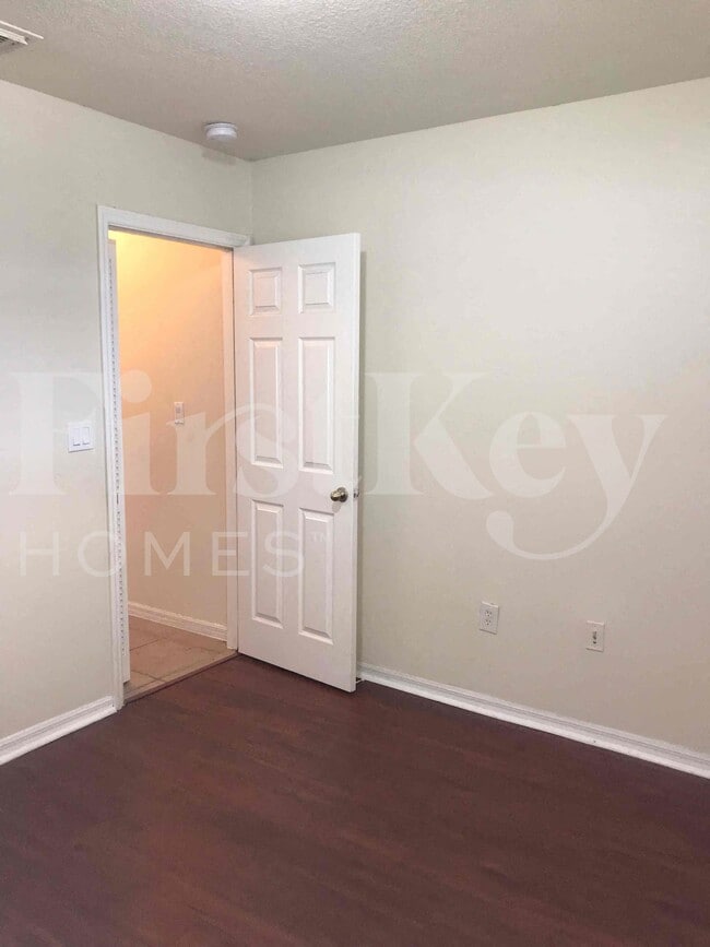 Building Photo - 2851 SW 193rd Terrace