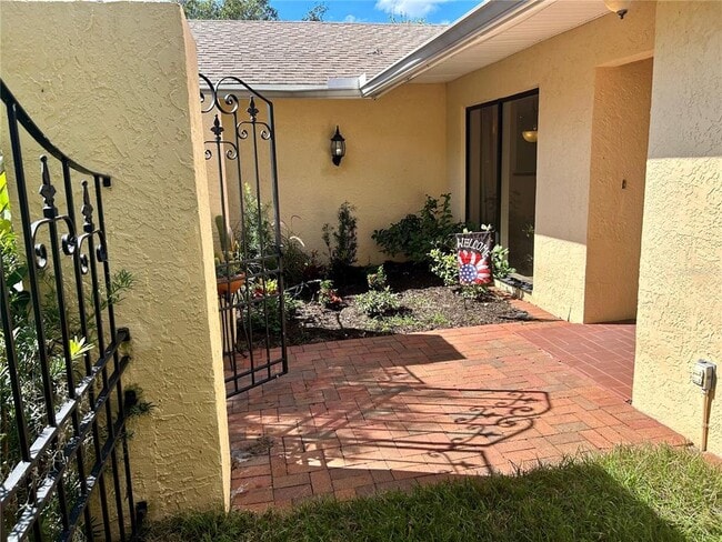 Building Photo - 4790 Hawkshead Park