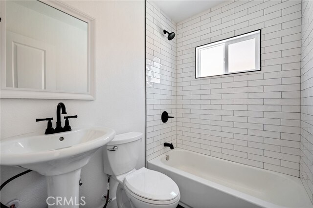 Building Photo - 761 W Sepulveda St