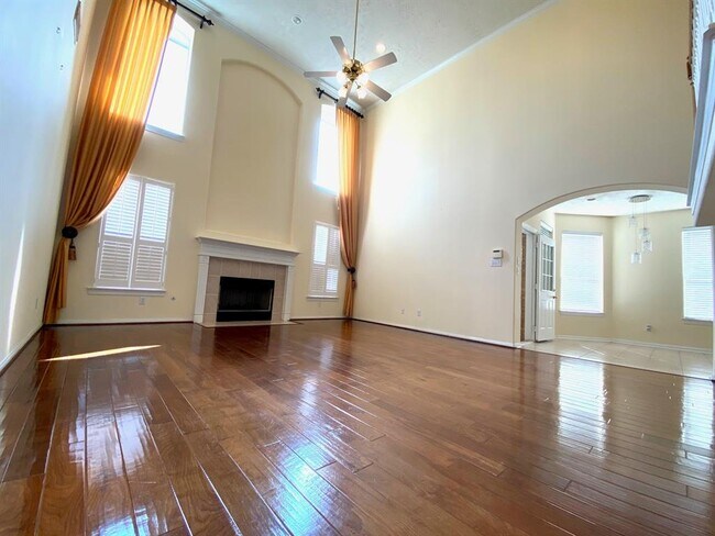 Building Photo - 14922 Cabin Run Ln