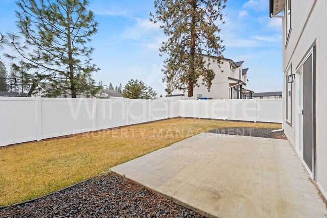 Building Photo - 12805 N Jaydee Ln