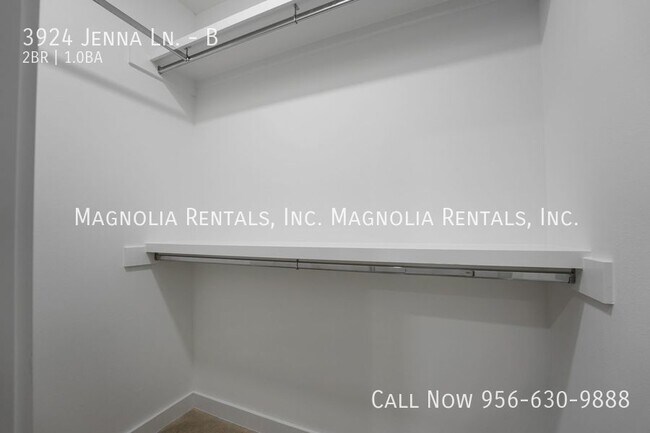 Building Photo - 1st Month Free with 13 Month Lease
