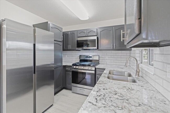 Building Photo - 104 Whitewing Way