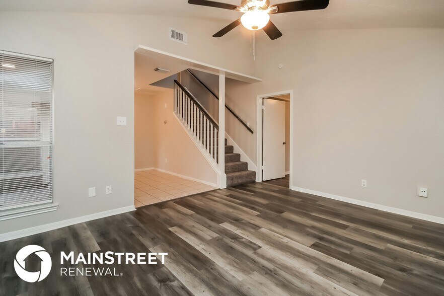 Building Photo - 7819 Terra Cotta Dr
