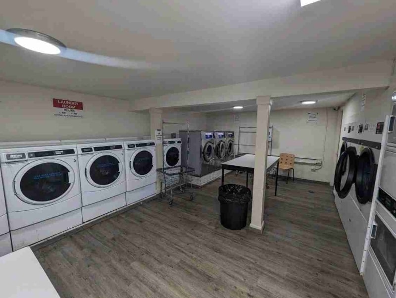 Building Photo - 4 White Gate Rd