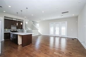 Building Photo - 611 Sydnor St