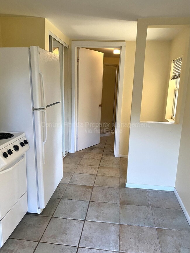 Building Photo - 1233 Virginia Dr