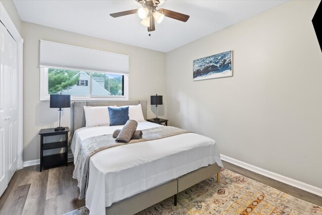 Building Photo - 33W067 Bonnie St