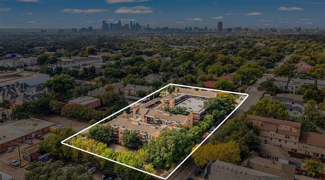 Building Photo - 6318 Richmond Ave