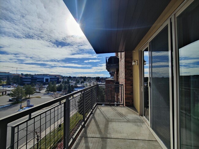 Building Photo - 9019 E Panorama Cir