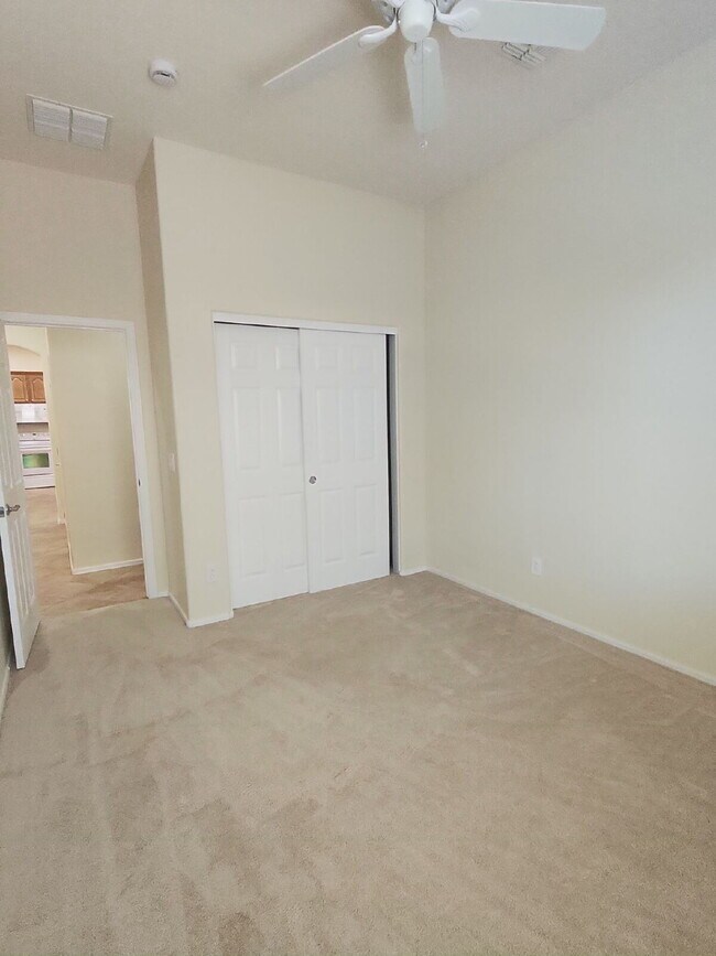 Building Photo - "Charming 3-Bed with 2 Full Baths and 2,162 Sq Ft of Comfort in Vistancia Village Peoria, AZ!"