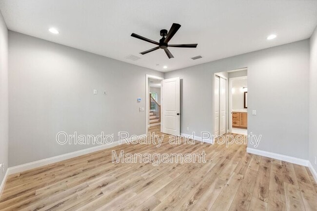 Building Photo - 444 Delaney Park Dr