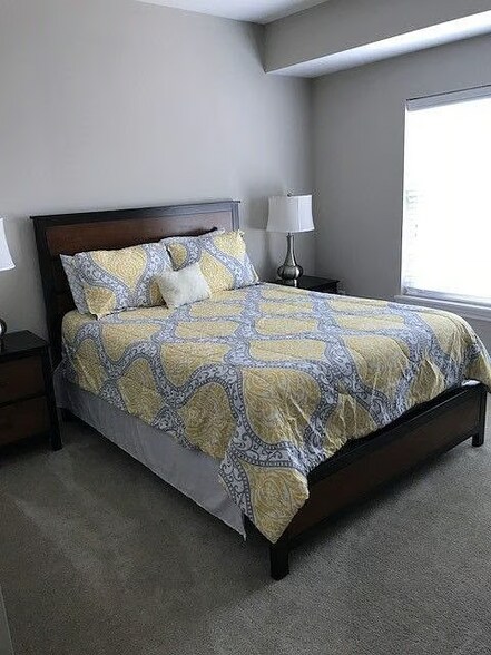 Building Photo - 2493 Sweet Home Rd