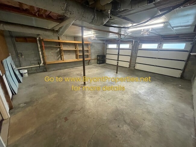 Building Photo - House
