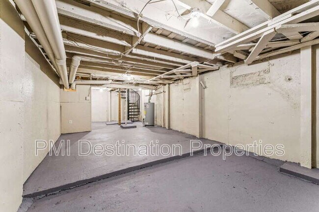 Building Photo - 4041 Ruby Ave