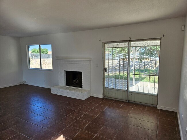 Building Photo - Great home in east El Paso
