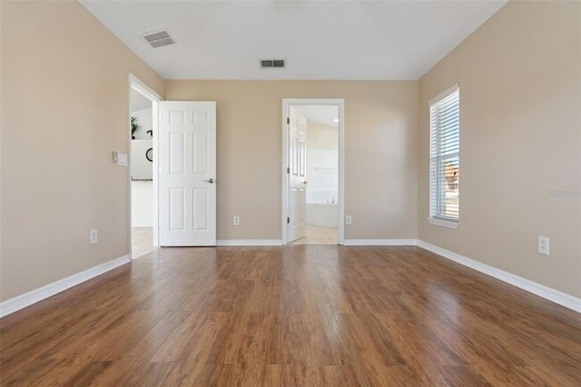 Building Photo - 100 Stella Pass