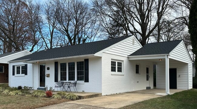 Building Photo - 108 Homewood Rd