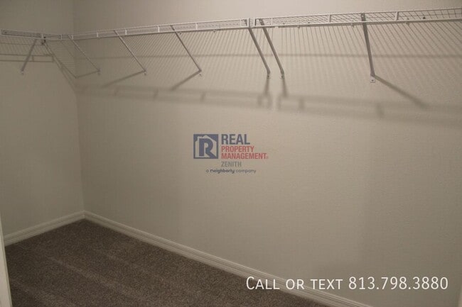 Building Photo - 1716 Tropical Oasis Ave