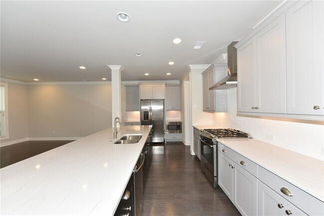 Building Photo - 5240 Cresslyn Rdg