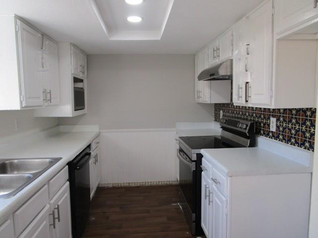 Building Photo - 852 Whitehall Dr