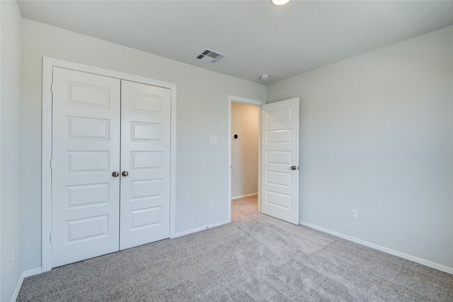 Building Photo - 5722 Fresh View Ct