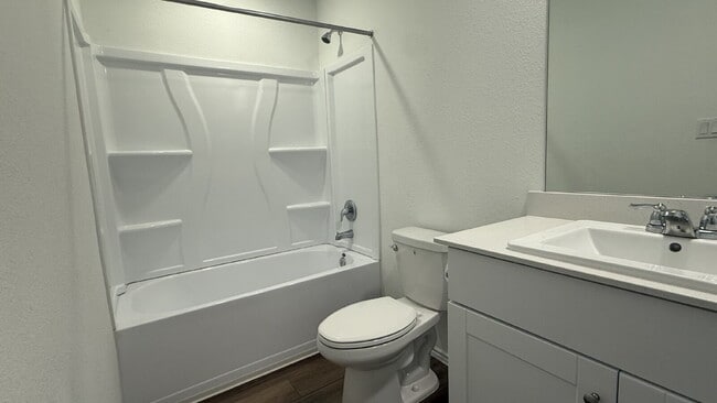 Building Photo - "Spacious 4-Bed Oasis with 2.5 Baths on Tiny Moons Way, Elgin - 2000 Sq Ft of Comfort!"  Back to ...