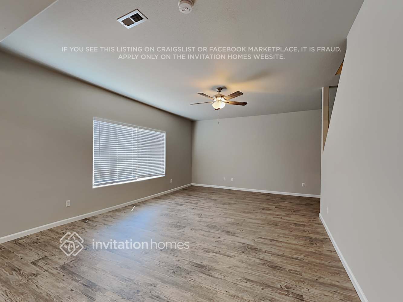 Building Photo - 9284 Sand Myrtle Dr