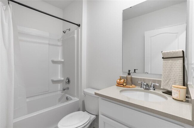 Building Photo - 1173 Alstonia Ln