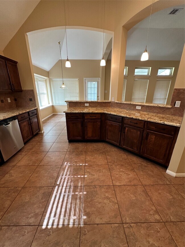 Building Photo - 4530 Plantation Pass Dr