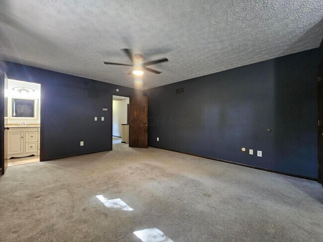 Building Photo - 6648 Kennerdown St