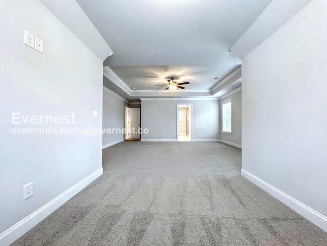 Building Photo - PROMO: Get $1000 OFF the first month’s rent when you sign the lease today! / 4 Bed/3.5 Bath Home ...
