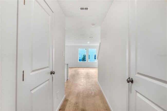 Building Photo - 1566 Plank Pl