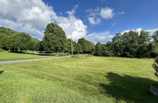 Building Photo - 1006 Hodges Gap Rd