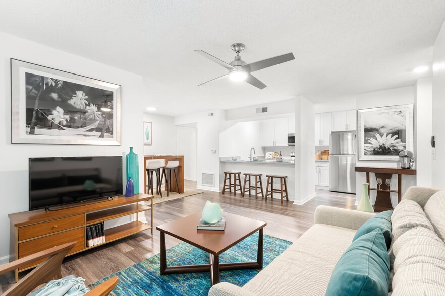 Avana City Park 101 S Old Coachman Rd Clearwater FL 33765 Apartment Finder