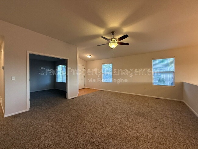 Building Photo - 10533 Joplin St