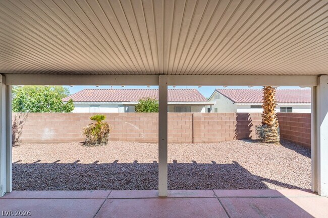 Building Photo - 3130 Meadow Flower Ave