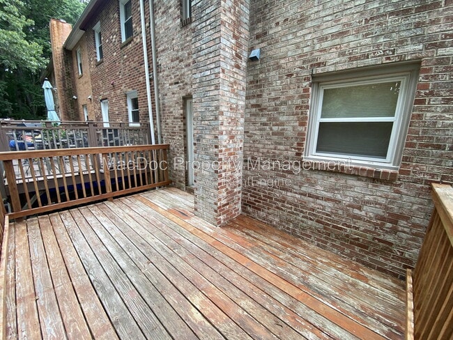 Building Photo - 431 Ridgemore St