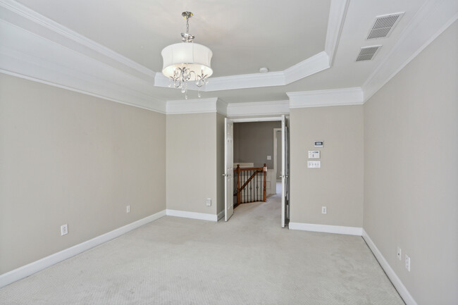 Building Photo - Beautiful townhouse in Westbury at Vinings...