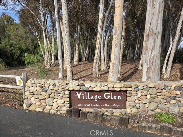 Building Photo - 24776 Glenwood Dr