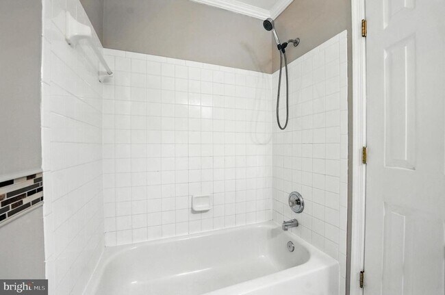 Building Photo - 14504 Kestral Ct